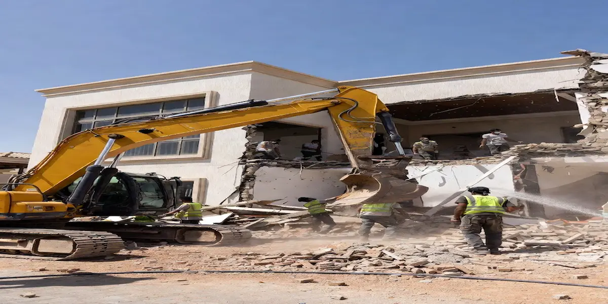 Partial villa demolition of extension and garage in Sharjah UAE by Raseen Raseen Partial Demolition Services - Extensions & Outbuildings