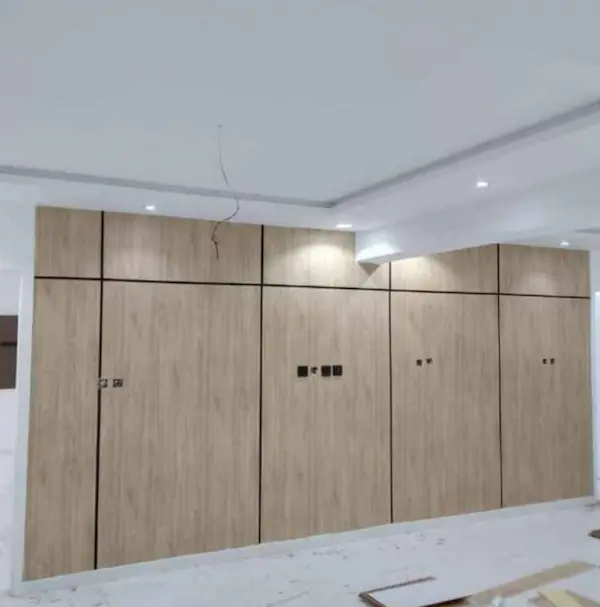 Almari Repair & Design - Raseen UAE Carpenter repairing an almari cabinet in Sharjah